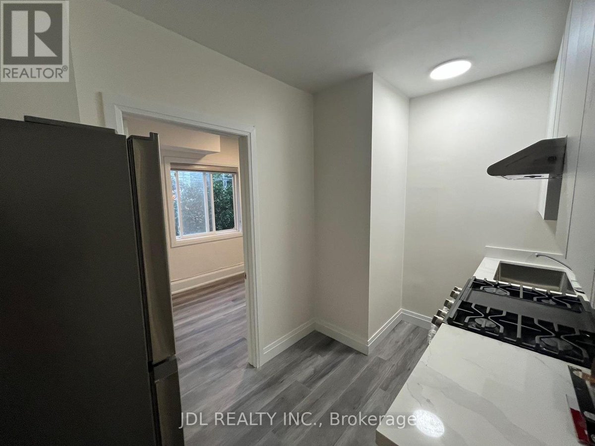 5 - 5 SORAUREN AVENUE - Photo 6