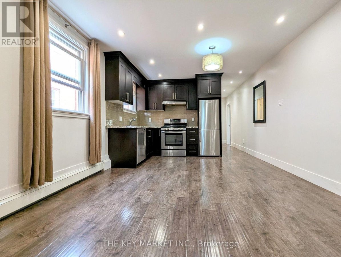 2 - 211 ST CLEMENTS AVENUE - Photo 8