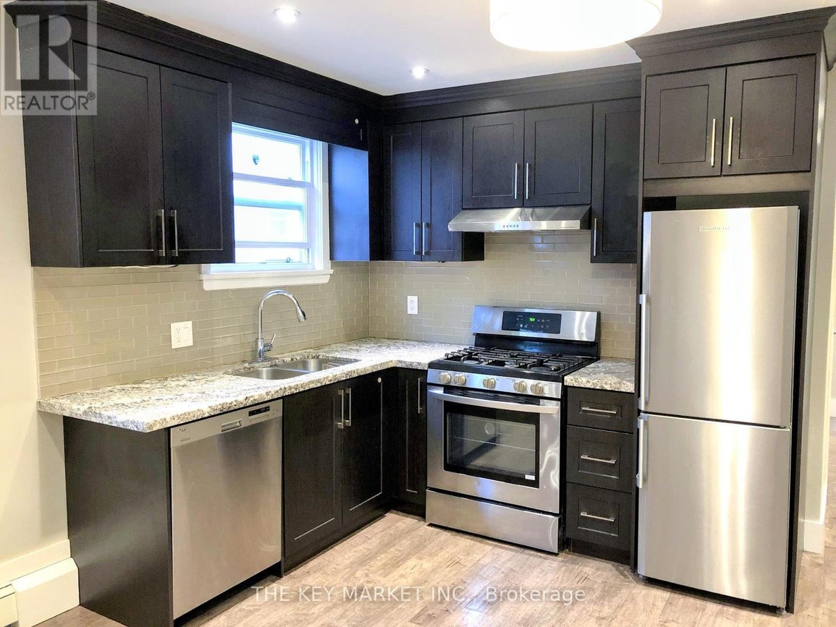 2 - 211 ST CLEMENTS AVENUE - Photo 10