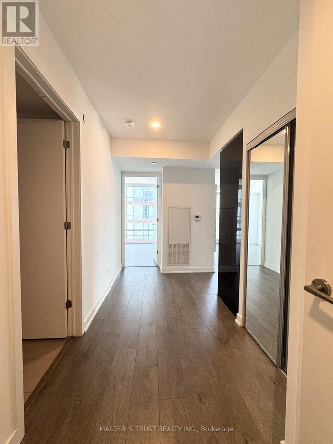 1905 - 501 YONGE STREET - Photo 2