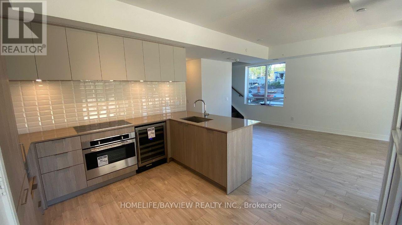 TH 101 - 70 ANNIE CRAIG DRIVE - Photo 8