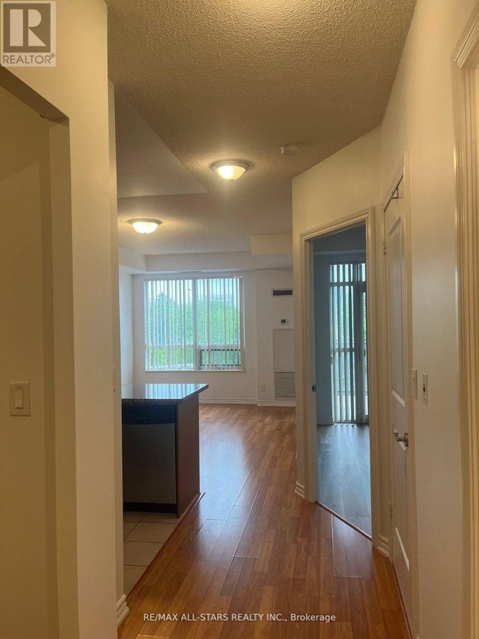 305 - 133 WYNFORD DRIVE - Photo 2