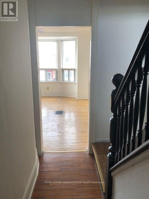 UPPER - 1211 COLLEGE STREET - Photo 16