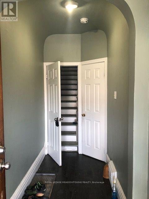 UPPER - 1211 COLLEGE STREET - Photo 4