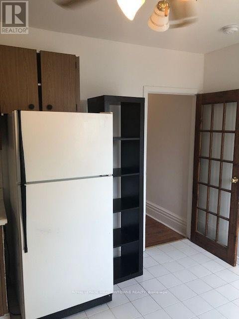 UPPER - 1211 COLLEGE STREET - Photo 12