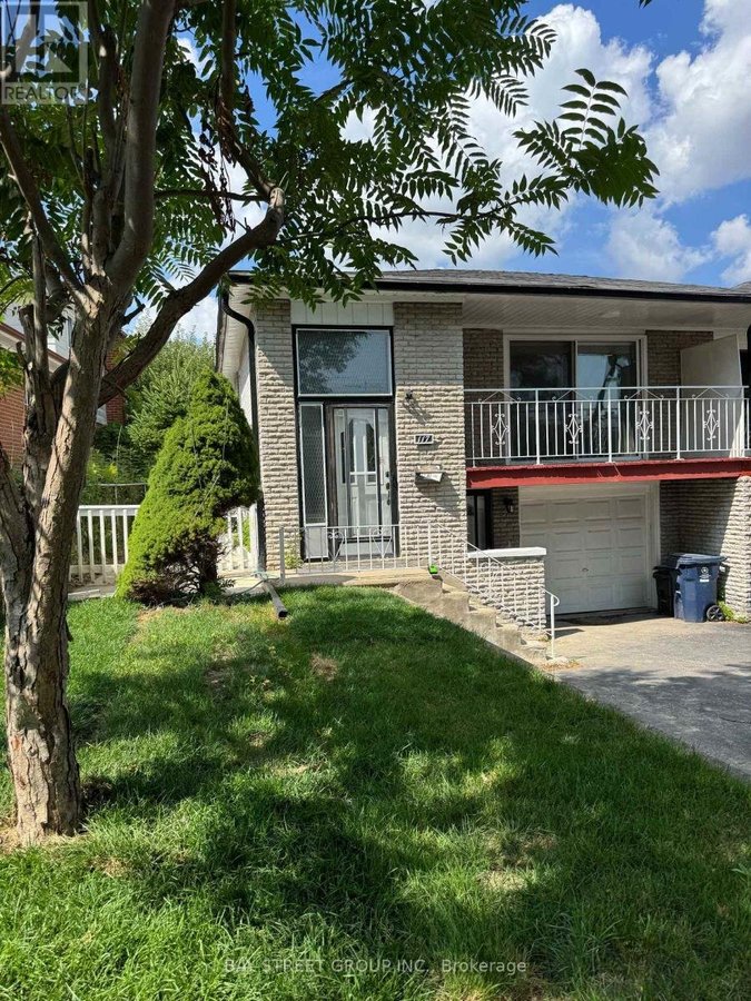 MAIN FLOOR - 117 PINDAR CRESCENT - Photo 1