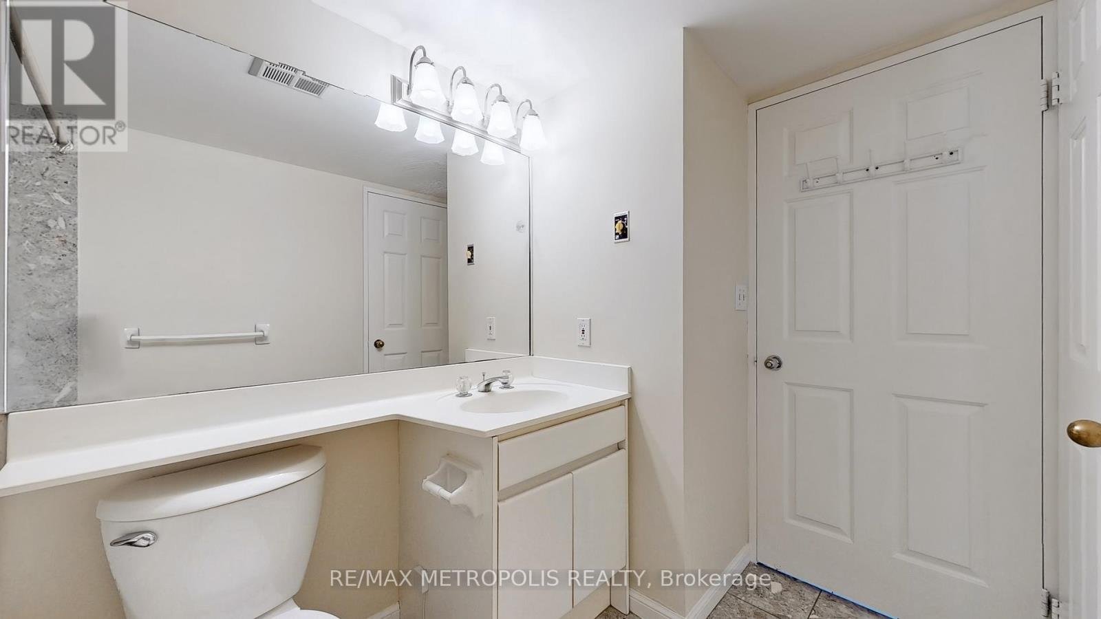 810 - 7 CARLTON STREET - Photo 7