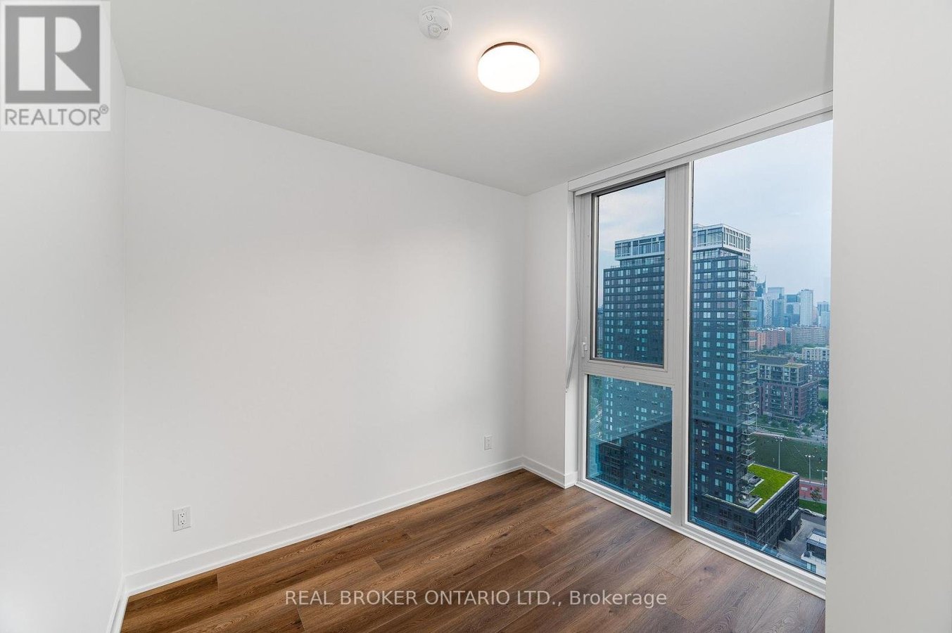 2308 - 5 DEFRIES STREET - Photo 8