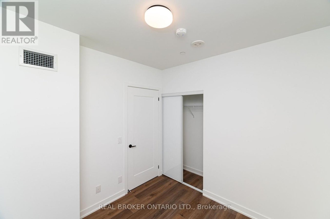 2308 - 5 DEFRIES STREET - Photo 16