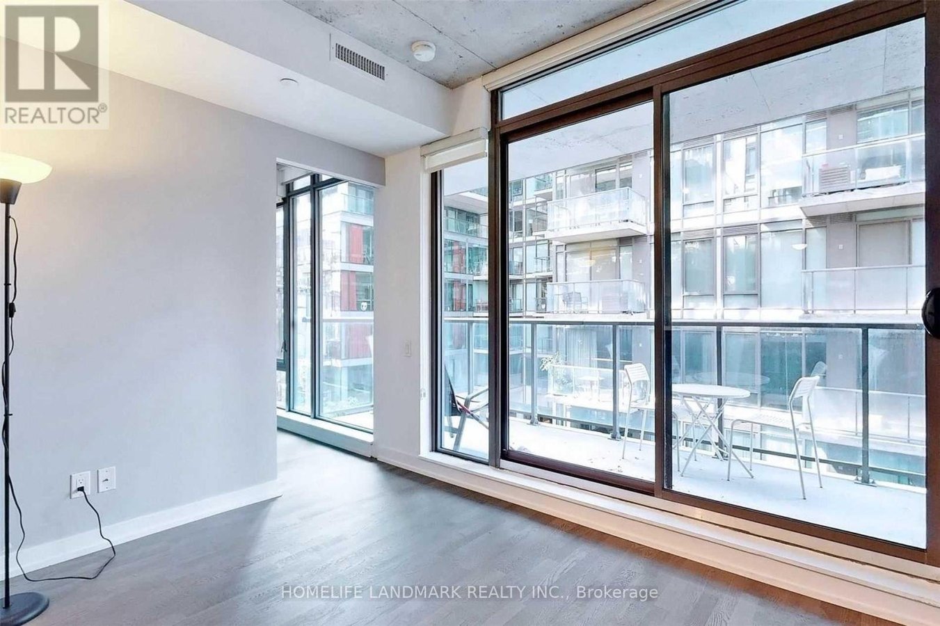 437 - 461 ADELAIDE STREET W - Photo 6
