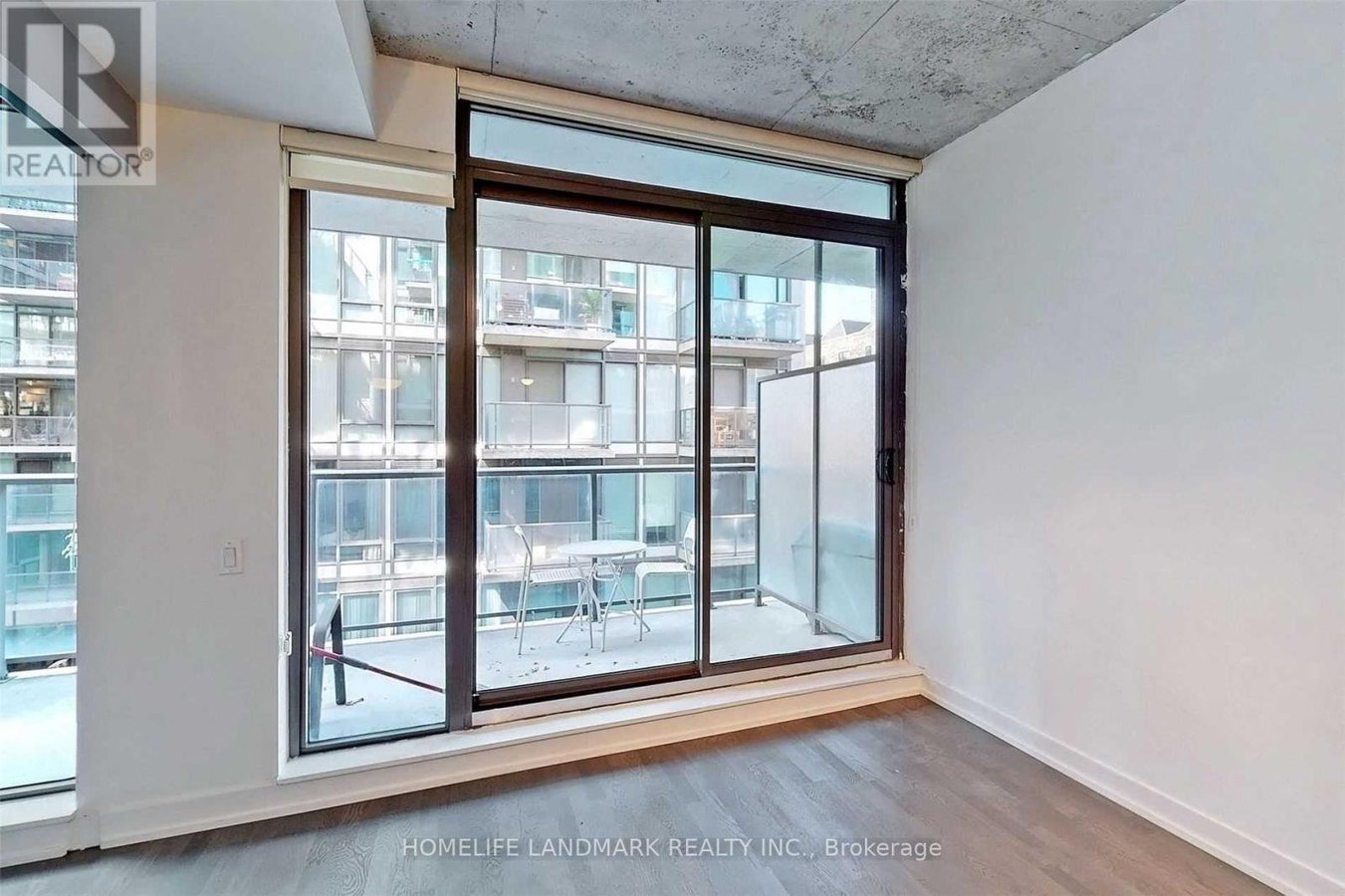 437 - 461 ADELAIDE STREET W - Photo 8
