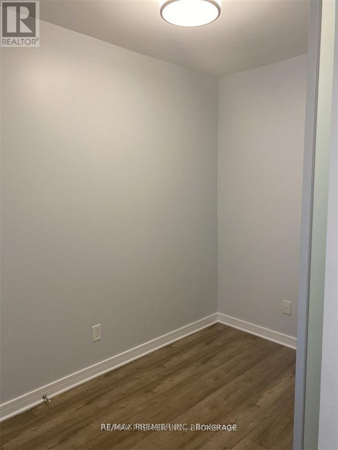 706 - 621 SHEPPARD AVENUE E - Photo 9