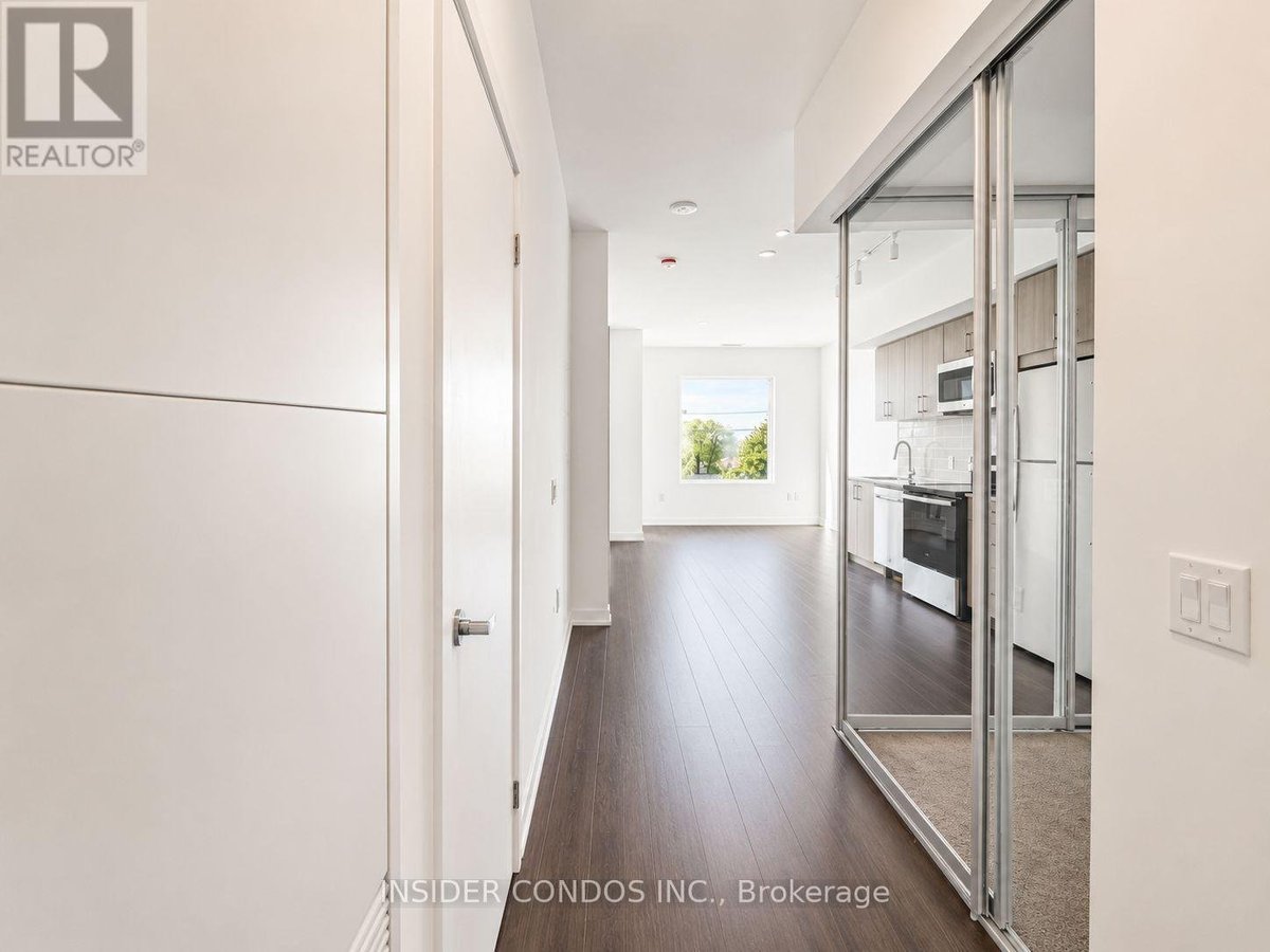 428 - 4010 EGLINTON AVENUE W - Photo 4
