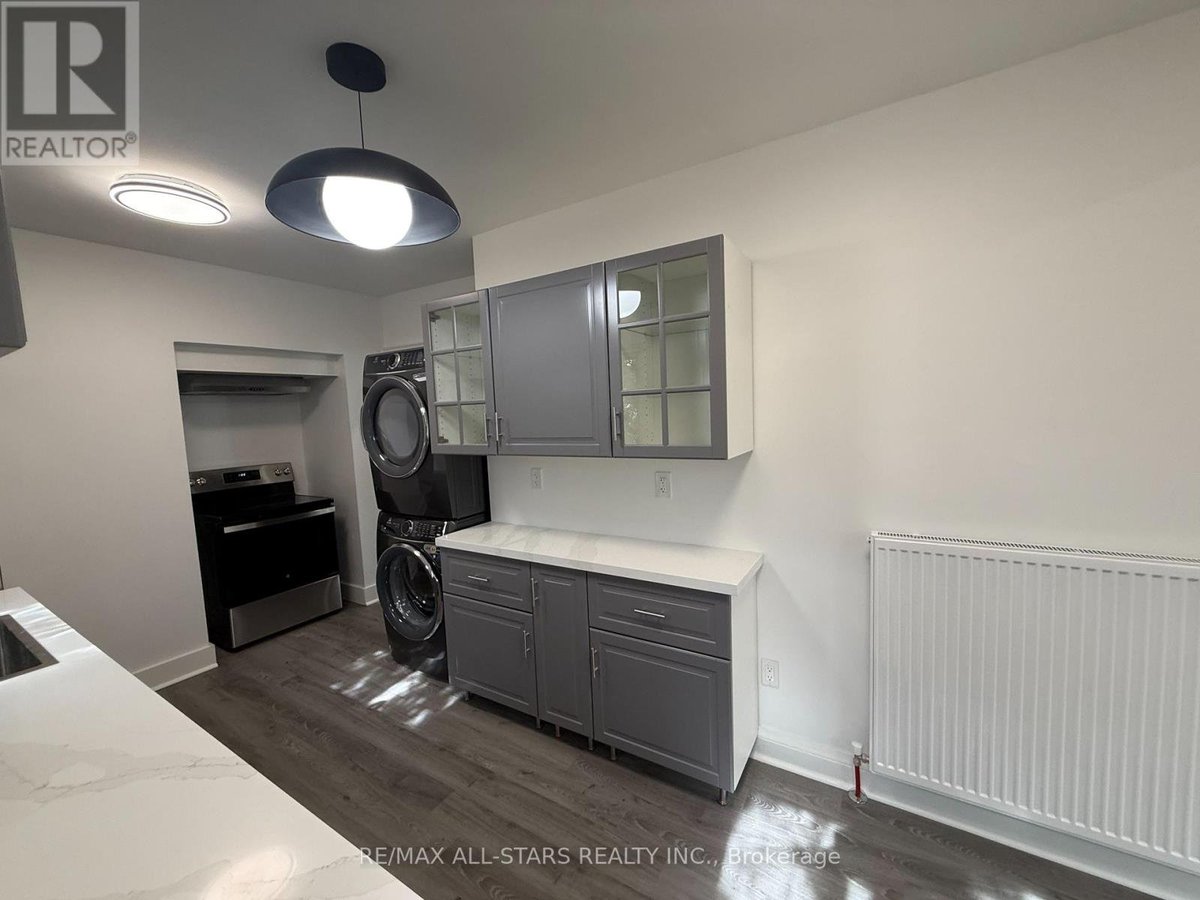 2 - 92 THIRTY NINTH STREET - Photo 2