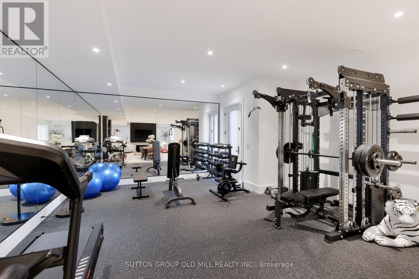 18 BLAIR ATHOL CRESCENT - Photo 33