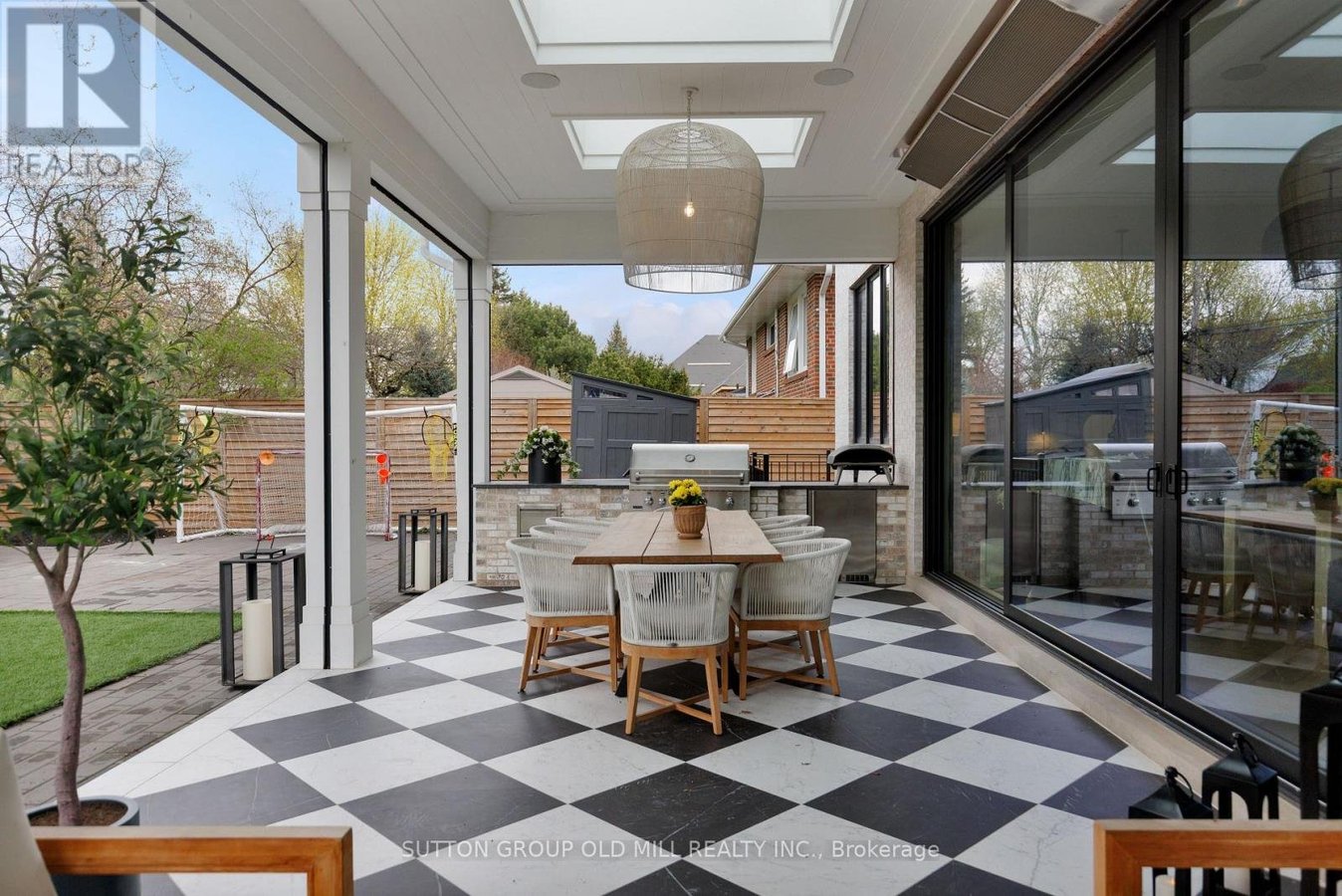18 BLAIR ATHOL CRESCENT - Photo 38