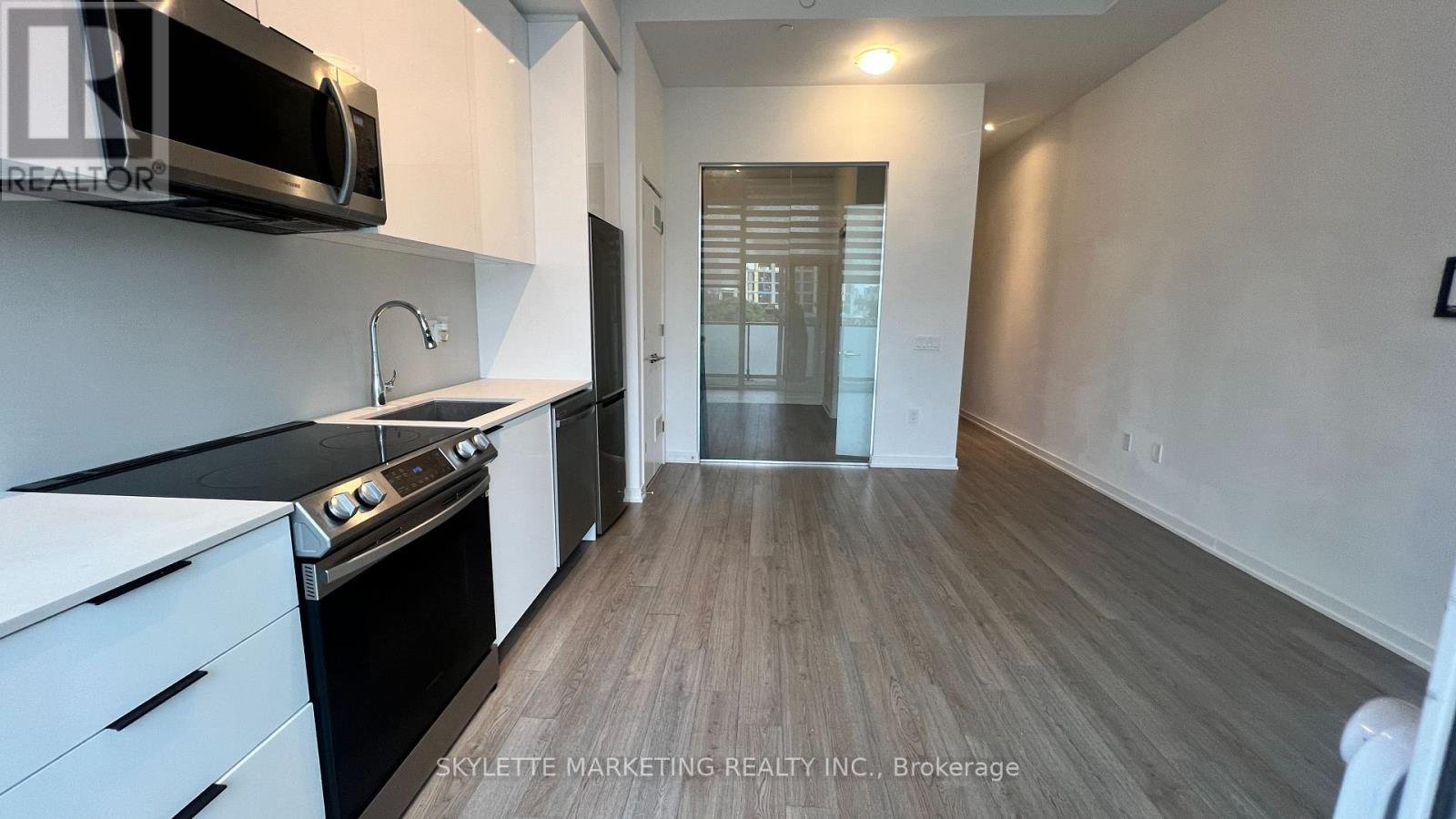425 - 50 POWER STREET - Photo 2