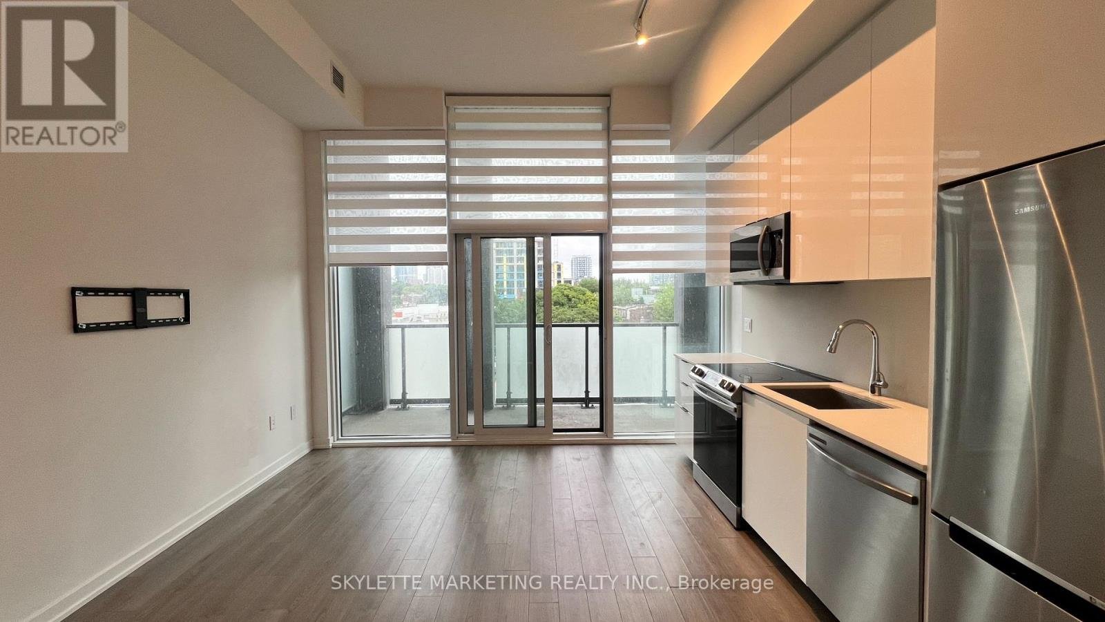 425 - 50 POWER STREET - Photo 5