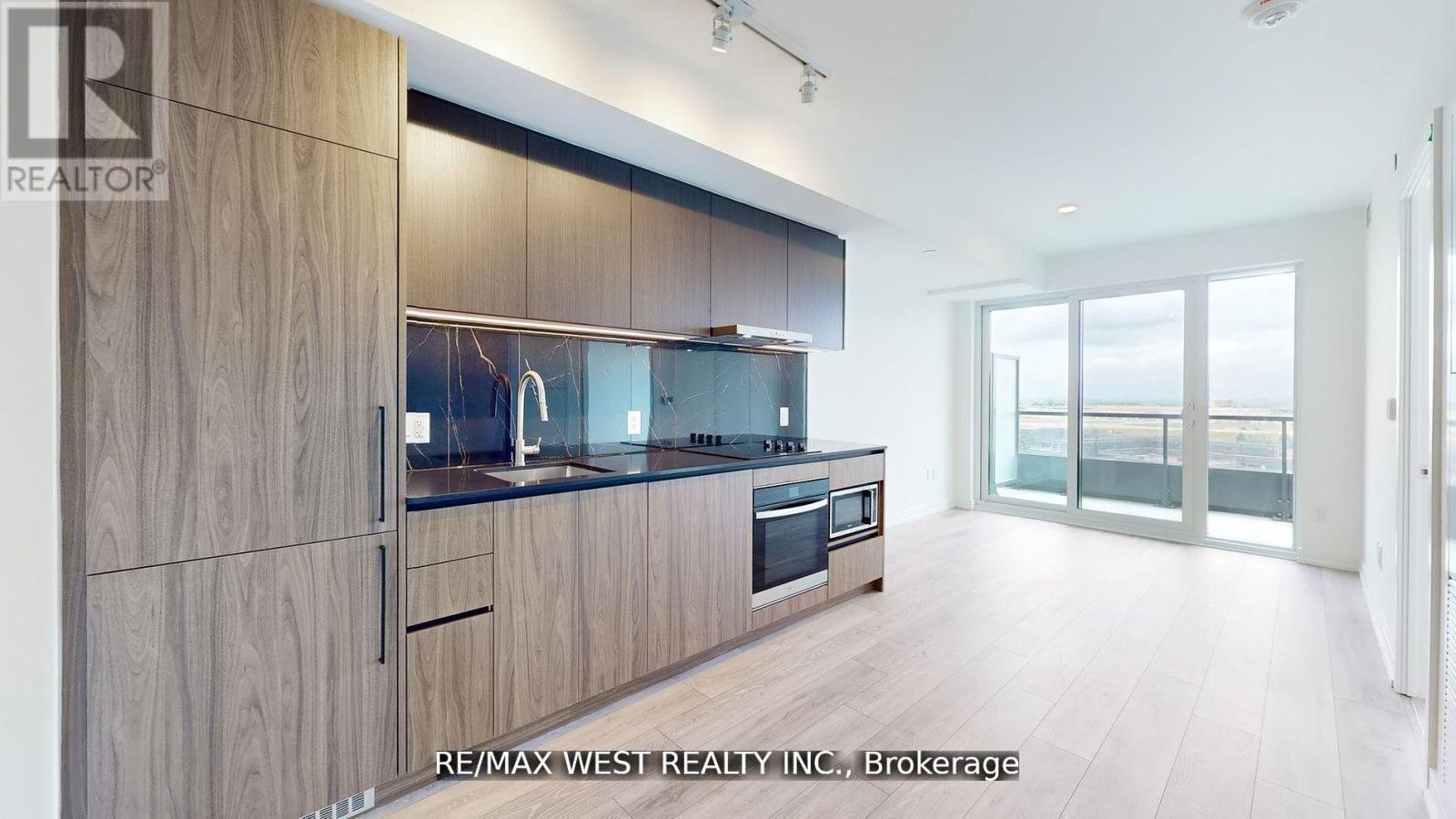 1023 - 1100 SHEPPARD AVENUE W - Photo 9