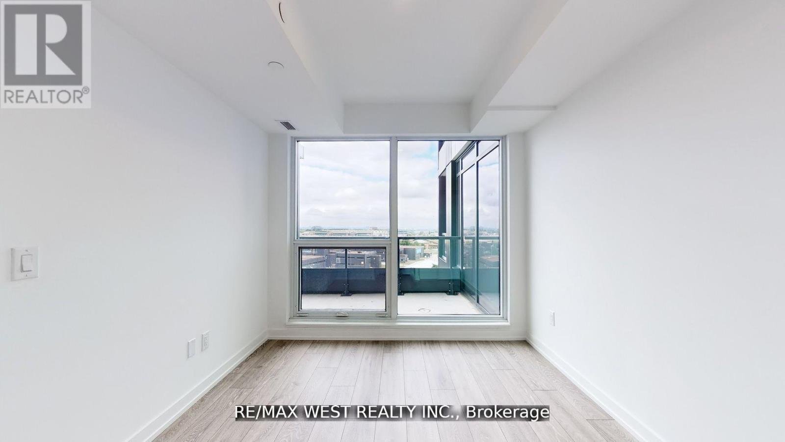 1023 - 1100 SHEPPARD AVENUE W - Photo 20