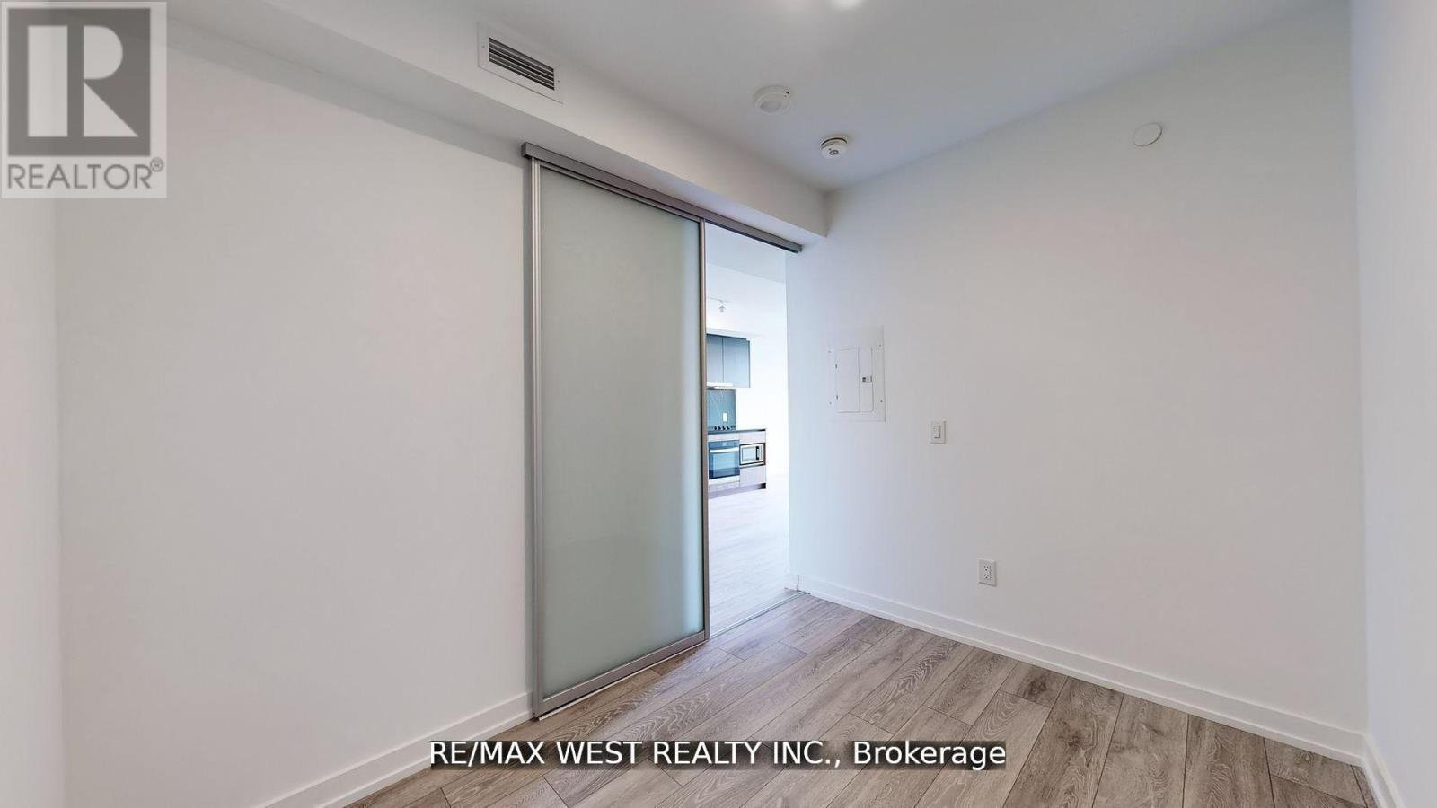 1023 - 1100 SHEPPARD AVENUE W - Photo 29