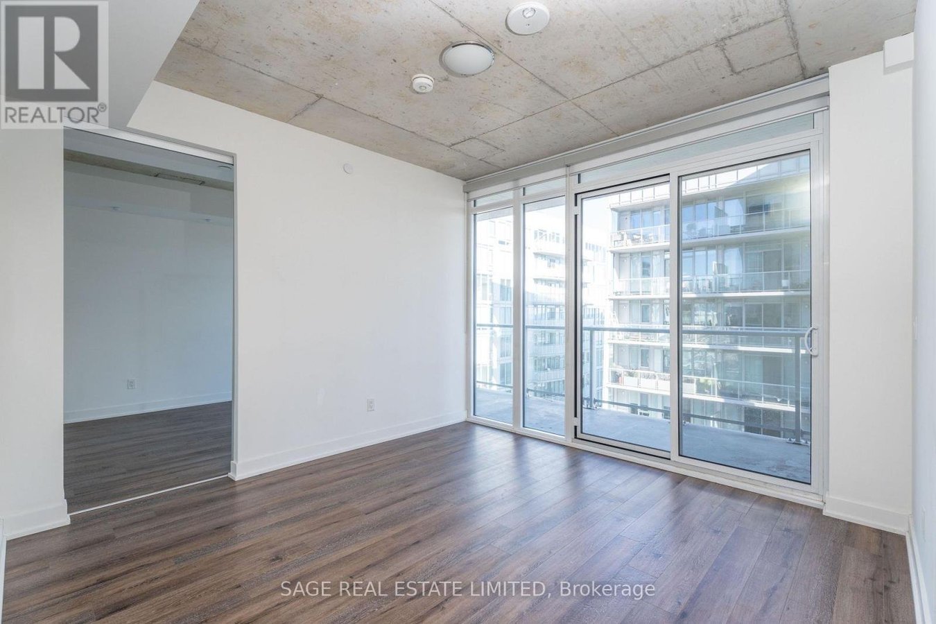 1102 - 15 BASEBALL PLACE - Photo 7