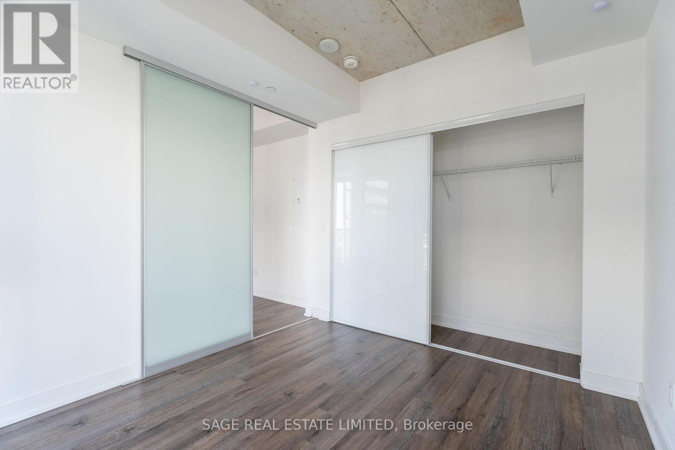 1102 - 15 BASEBALL PLACE - Photo 11