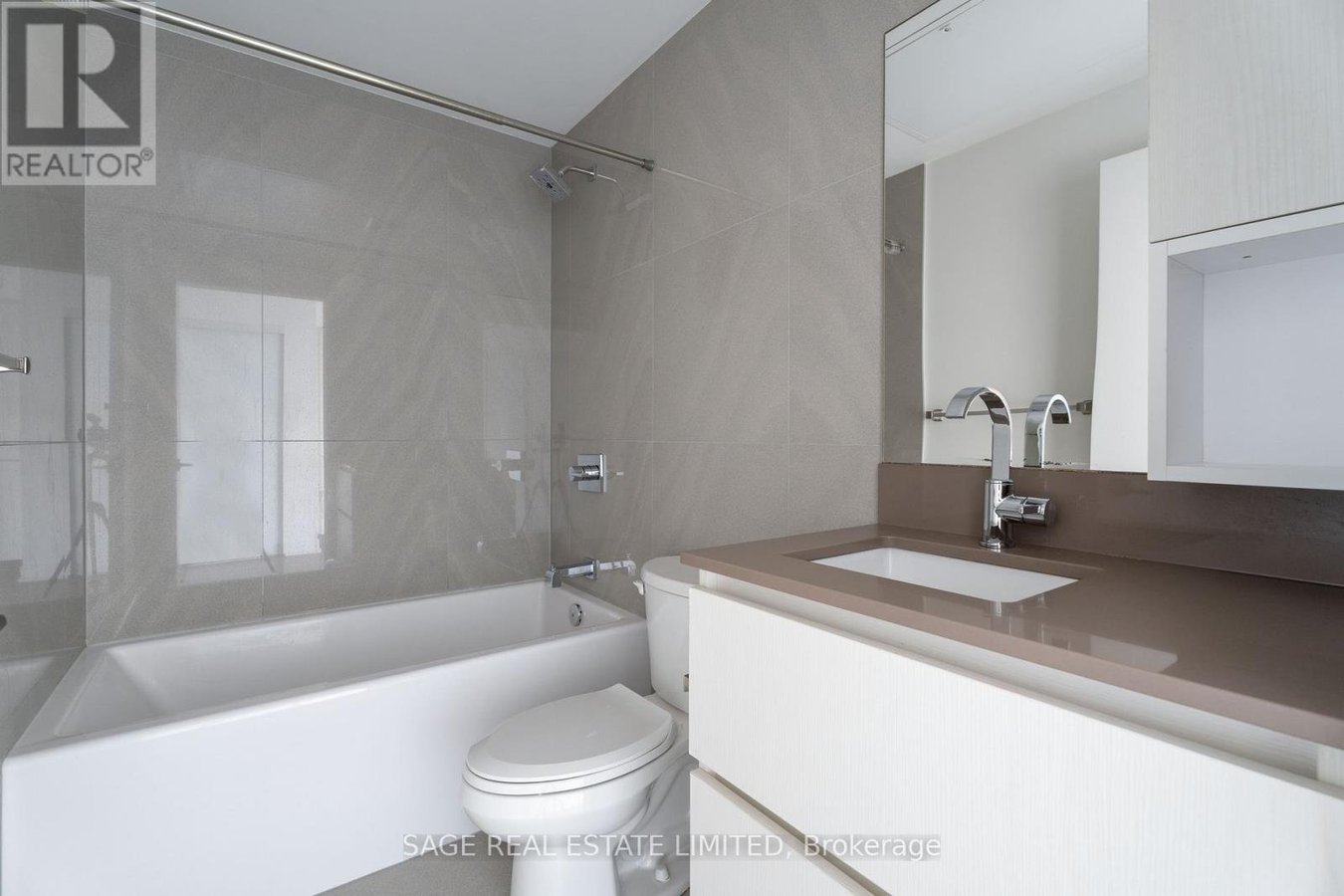 1102 - 15 BASEBALL PLACE - Photo 12