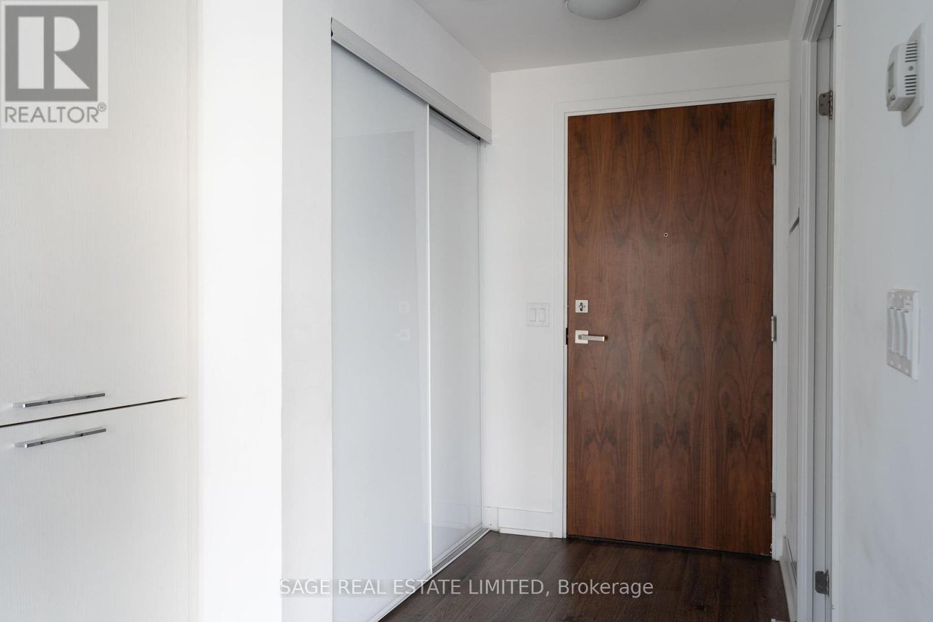 1102 - 15 BASEBALL PLACE - Photo 13