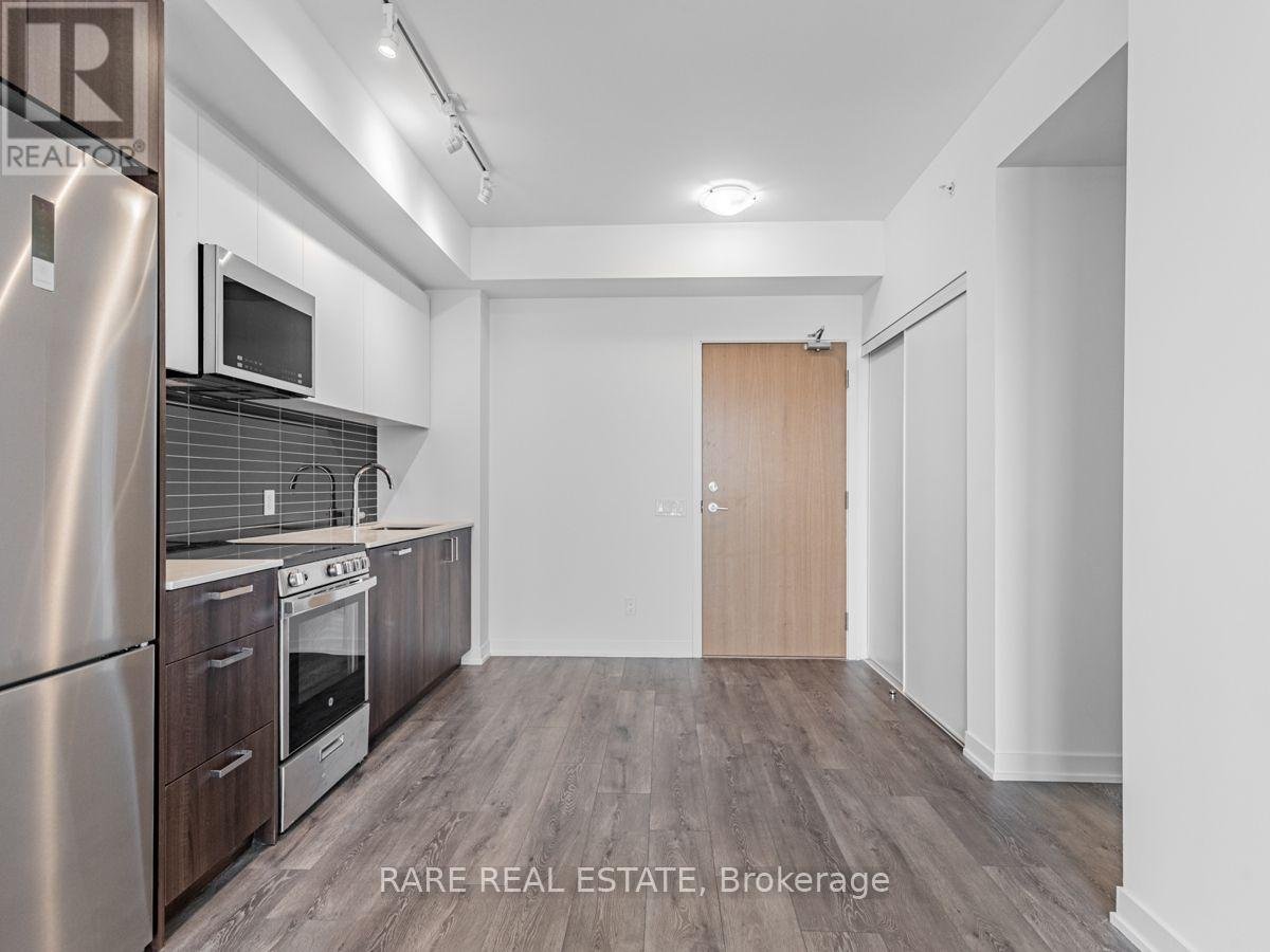 815 - 1787 ST CLAIR AVENUE W - Photo 5