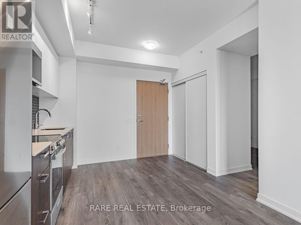 815 - 1787 ST CLAIR AVENUE W - Photo 6