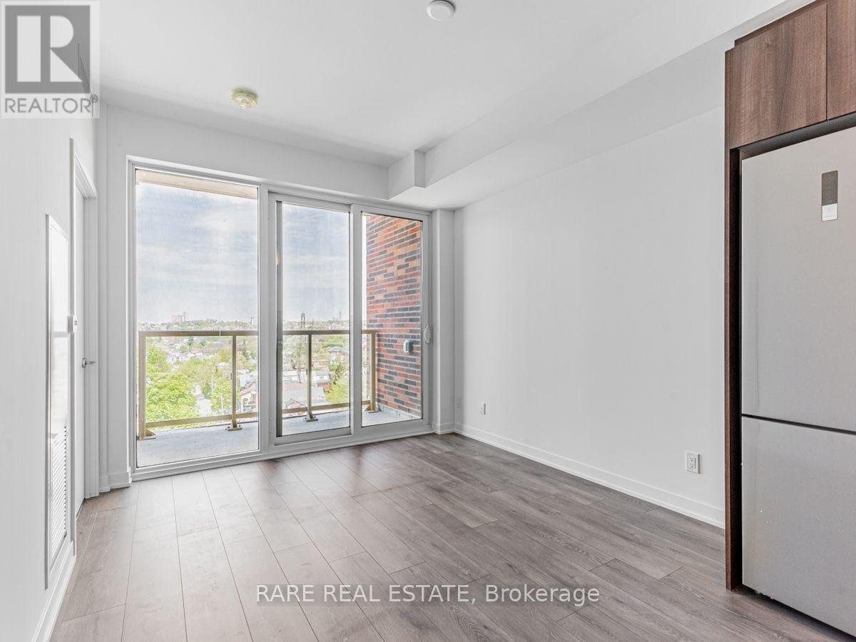 815 - 1787 ST CLAIR AVENUE W - Photo 8