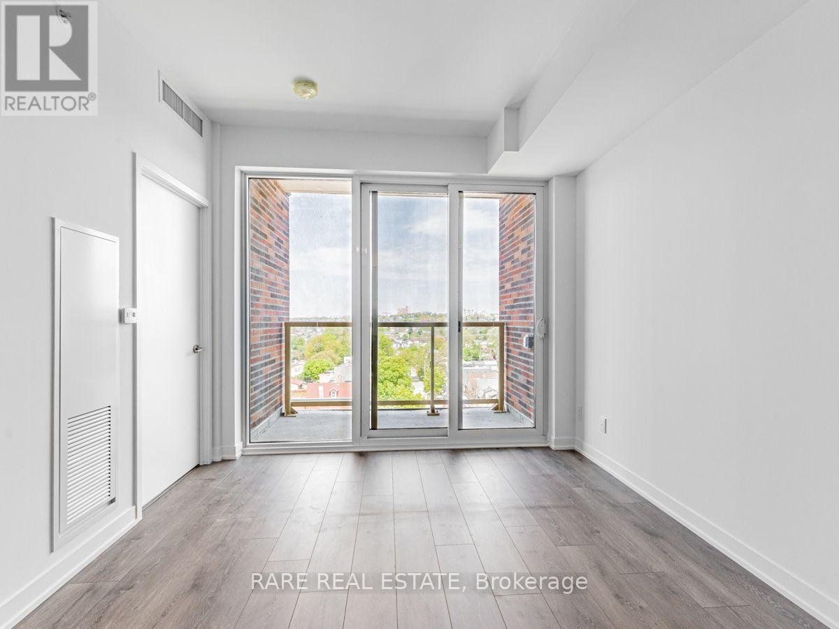 815 - 1787 ST CLAIR AVENUE W - Photo 9