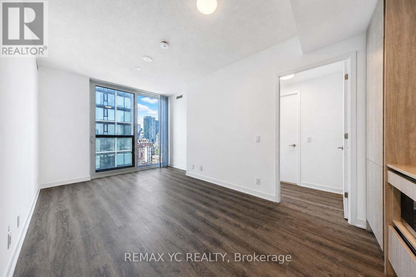 2212 - 180 FRONT STREET E - Photo 9