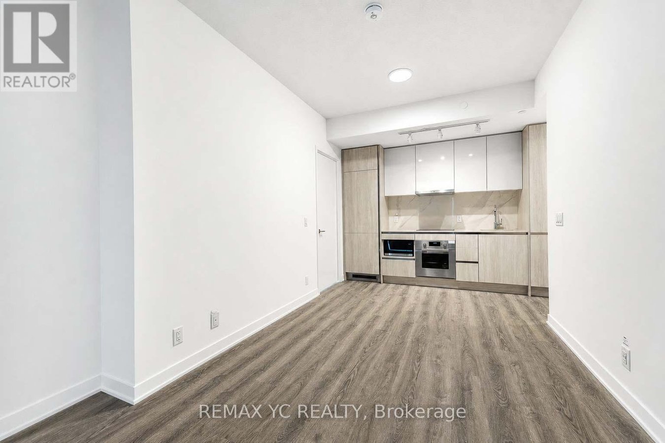 2212 - 180 FRONT STREET E - Photo 12