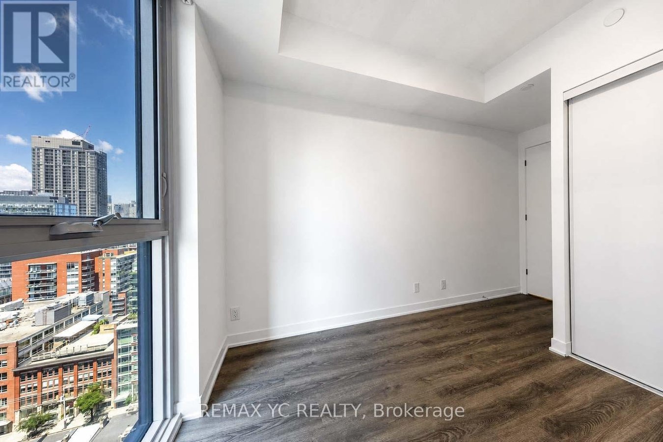 2212 - 180 FRONT STREET E - Photo 14
