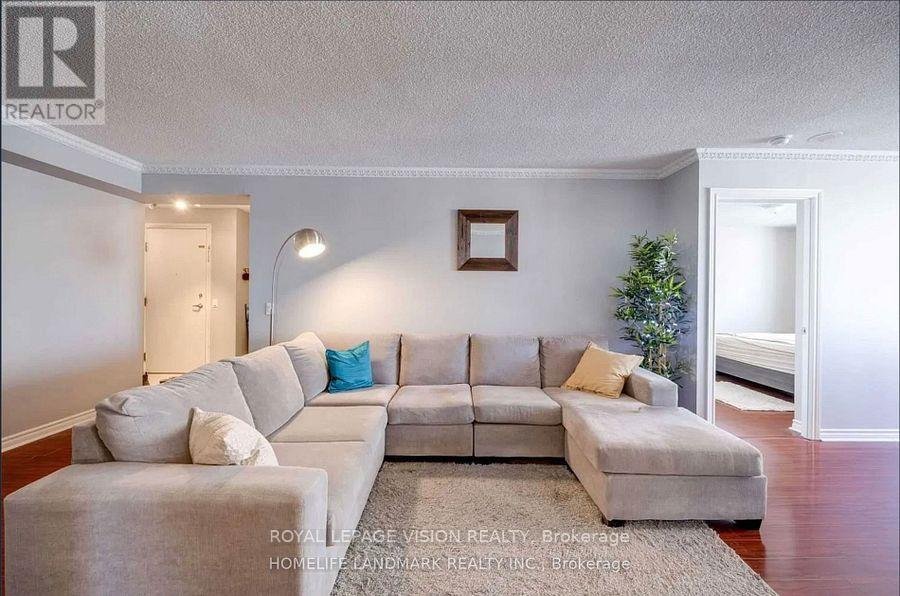 2106 - 115 OMNI DRIVE - Photo 2