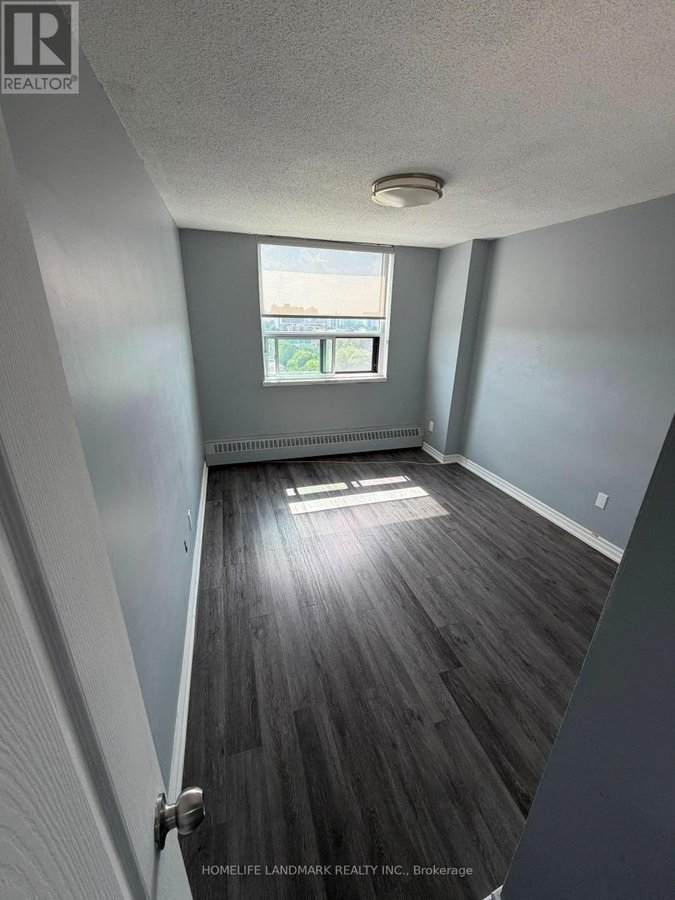 1703 - 180 MARKHAM ROAD - Photo 3