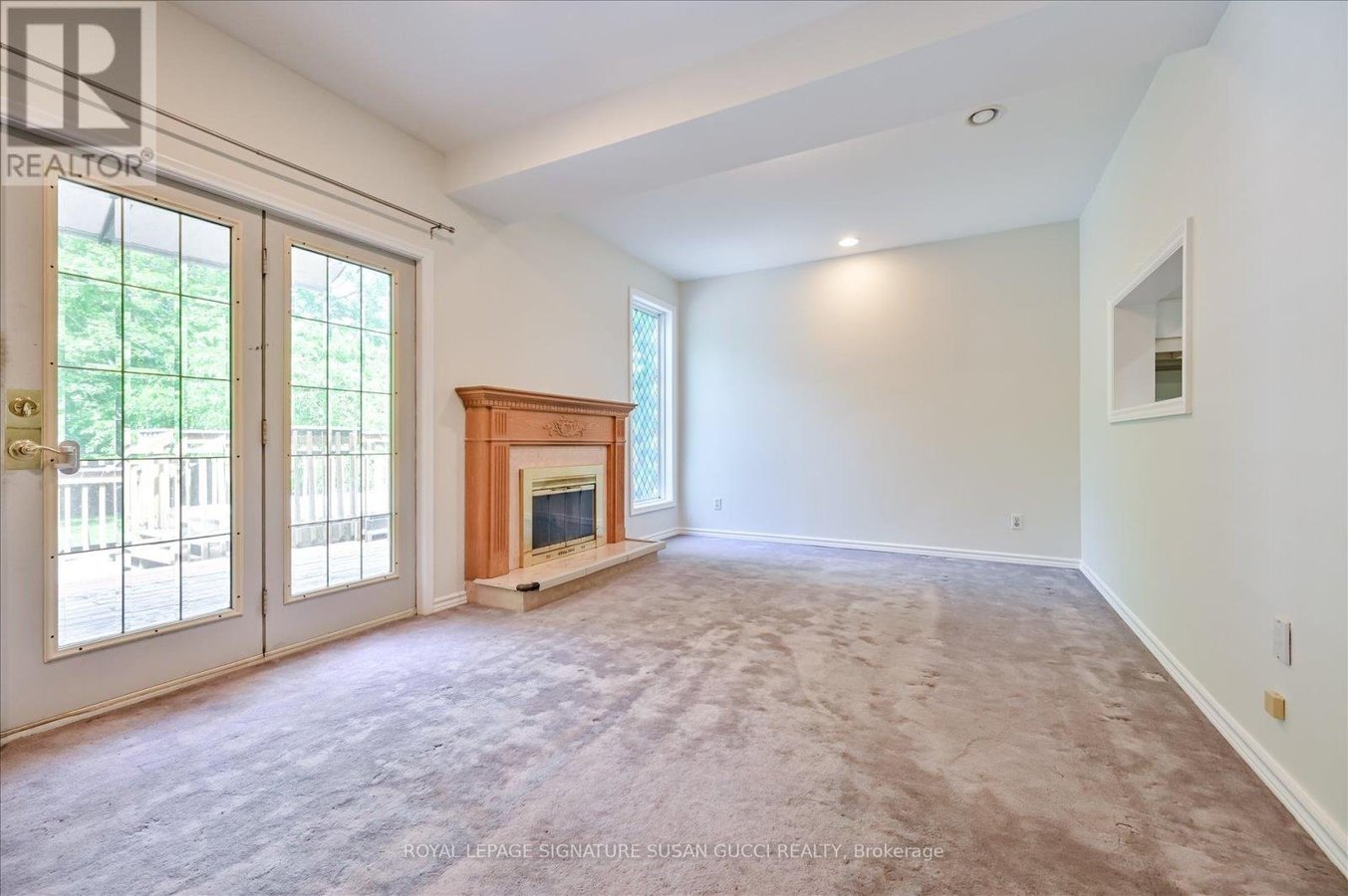 MAIN - 32 MARILYN CRESCENT - Photo 10