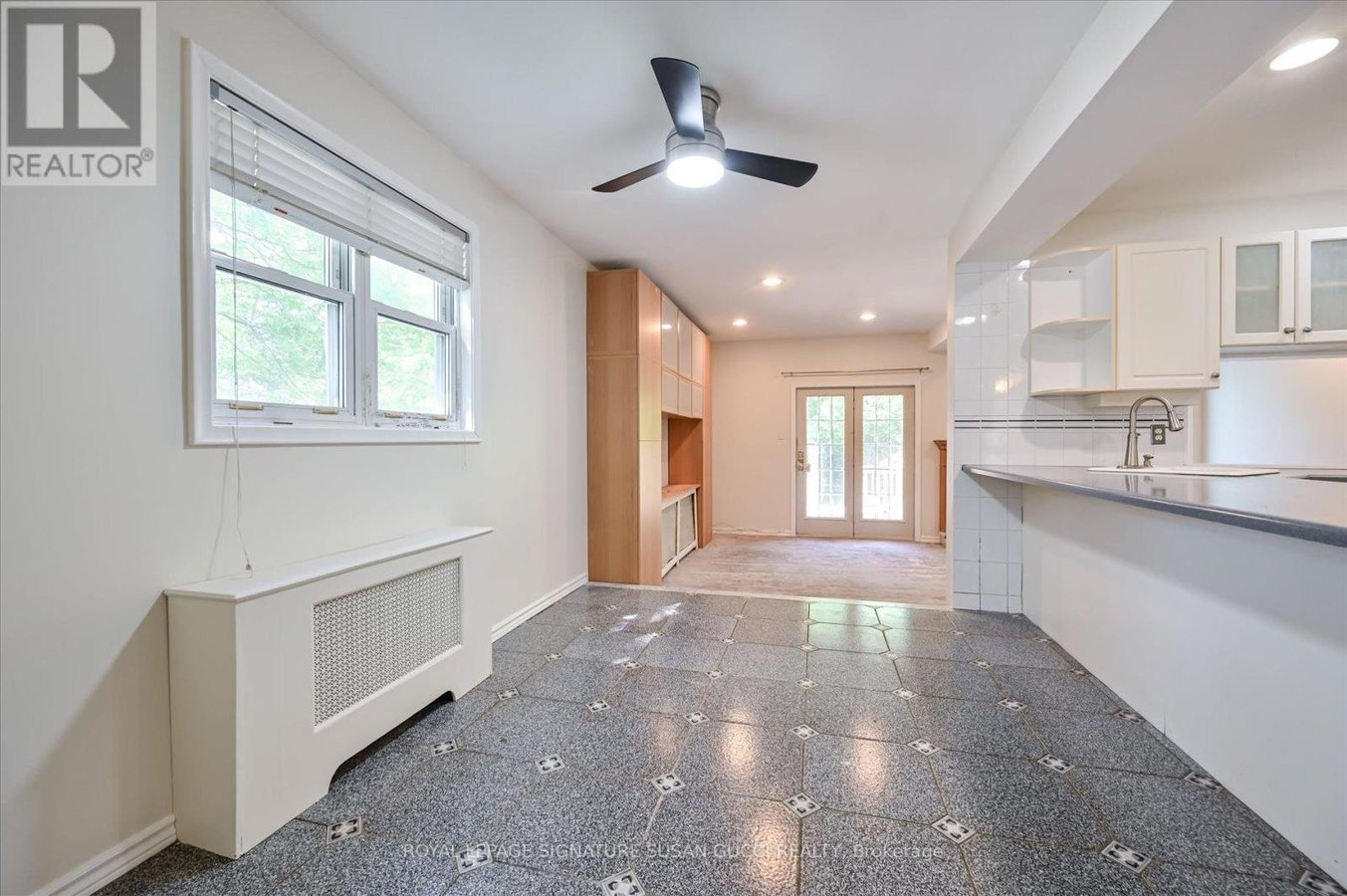 MAIN - 32 MARILYN CRESCENT - Photo 13