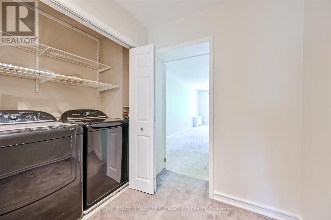 MAIN - 32 MARILYN CRESCENT - Photo 22