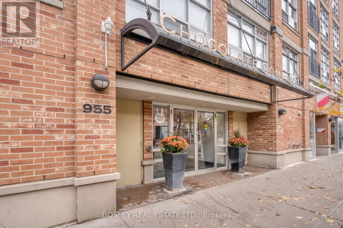 311 - 955 QUEEN STREET W - Photo 3