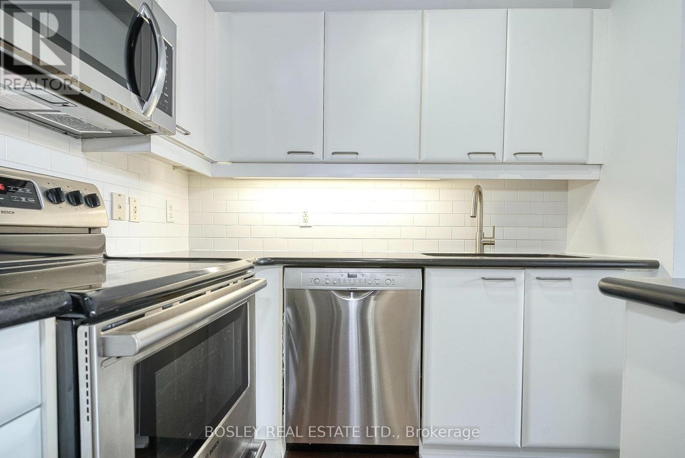 311 - 955 QUEEN STREET W - Photo 19