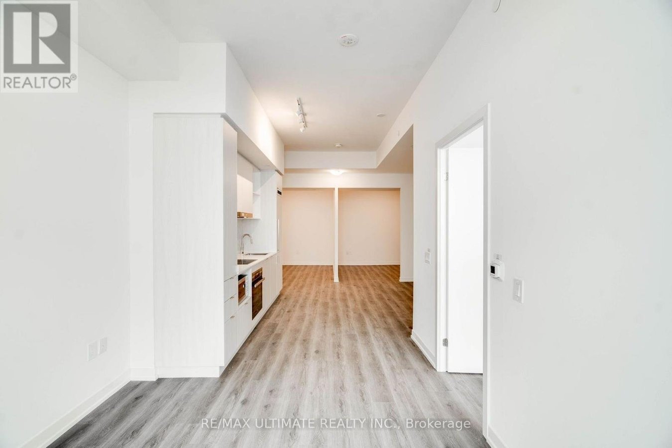 5908 - 138 DOWNES STREET - Photo 13