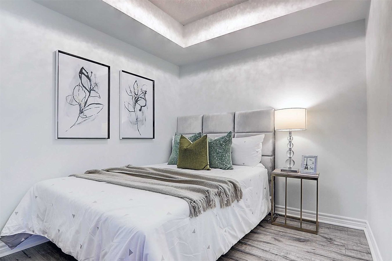 386 Yonge Street - Photo 4