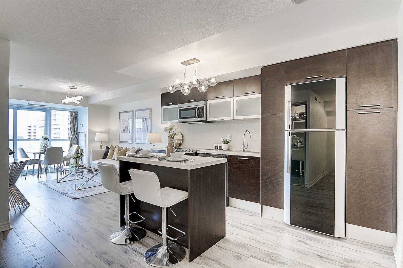 386 Yonge Street - Photo 9
