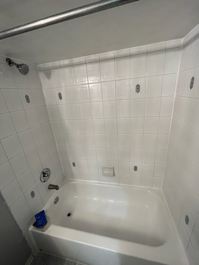 2106 Saint Clair Avenue West - Photo 8