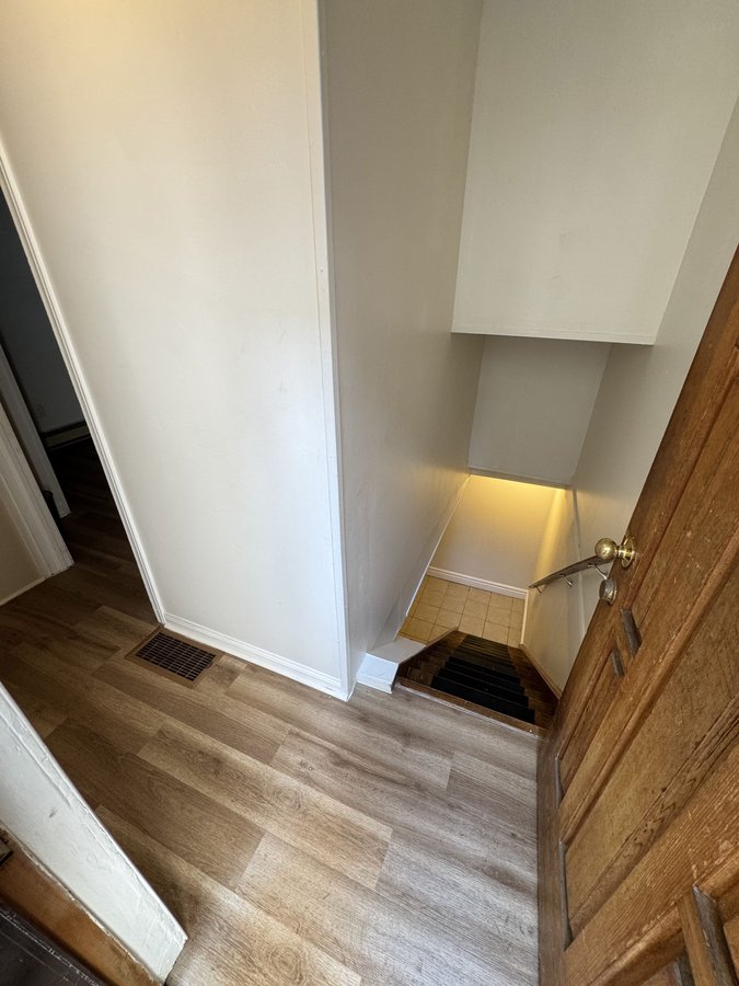 202 McCaul Street - Photo 2