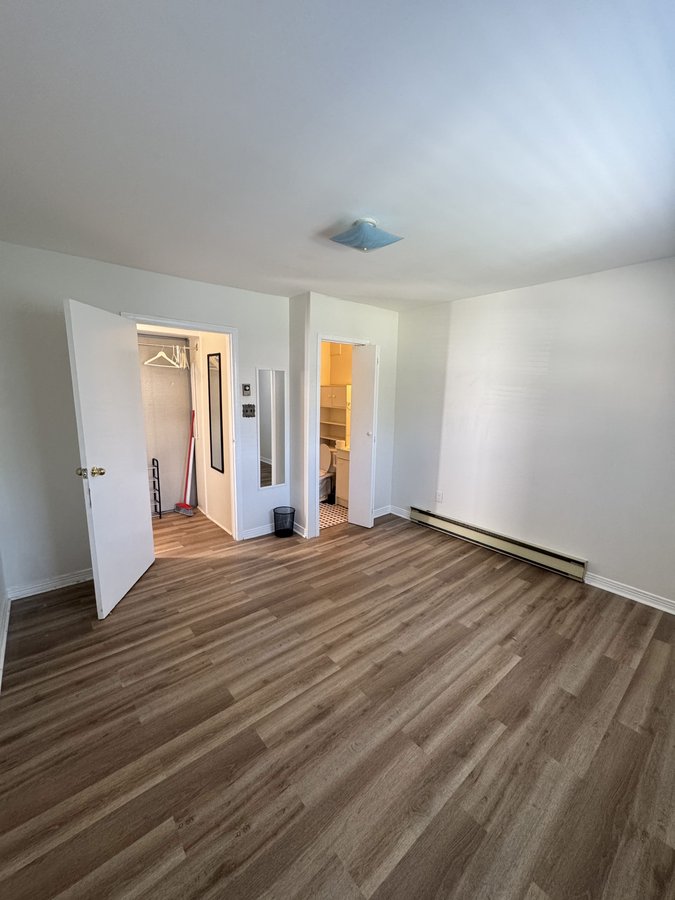 202 McCaul Street - Photo 6
