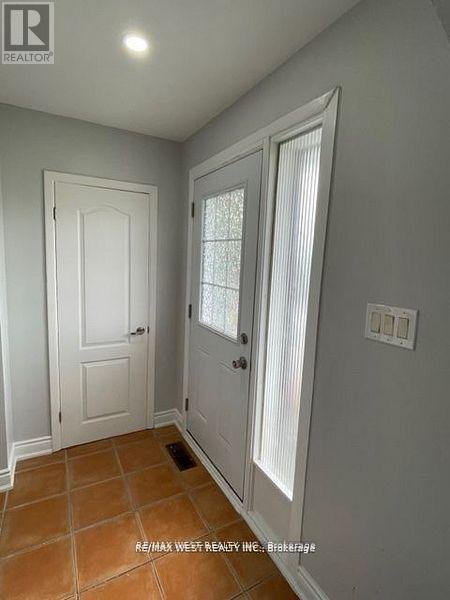 UPPER - 3165 WESTON ROAD - Photo 3